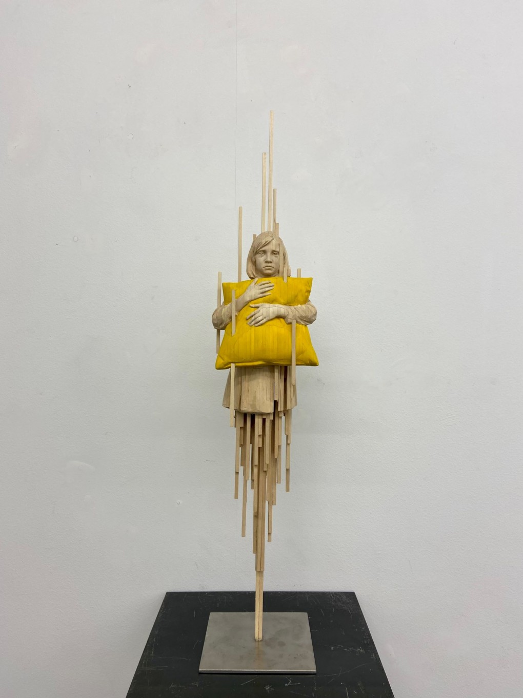 Gehard Demetz, wooden sculpture, 2021, 71x14x14